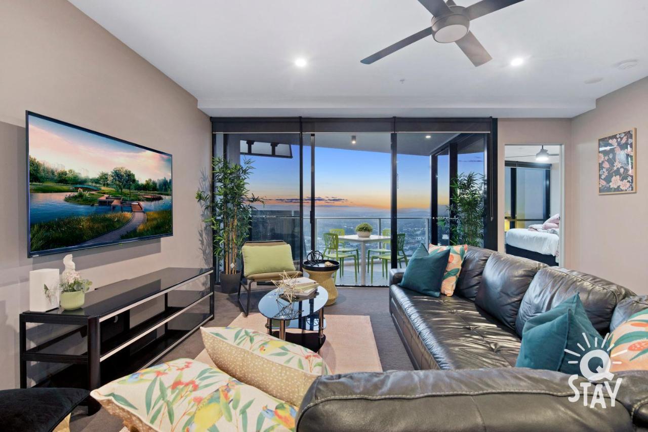 Apartment Circle On Cavill - 2 Bedroom Ocean View Units