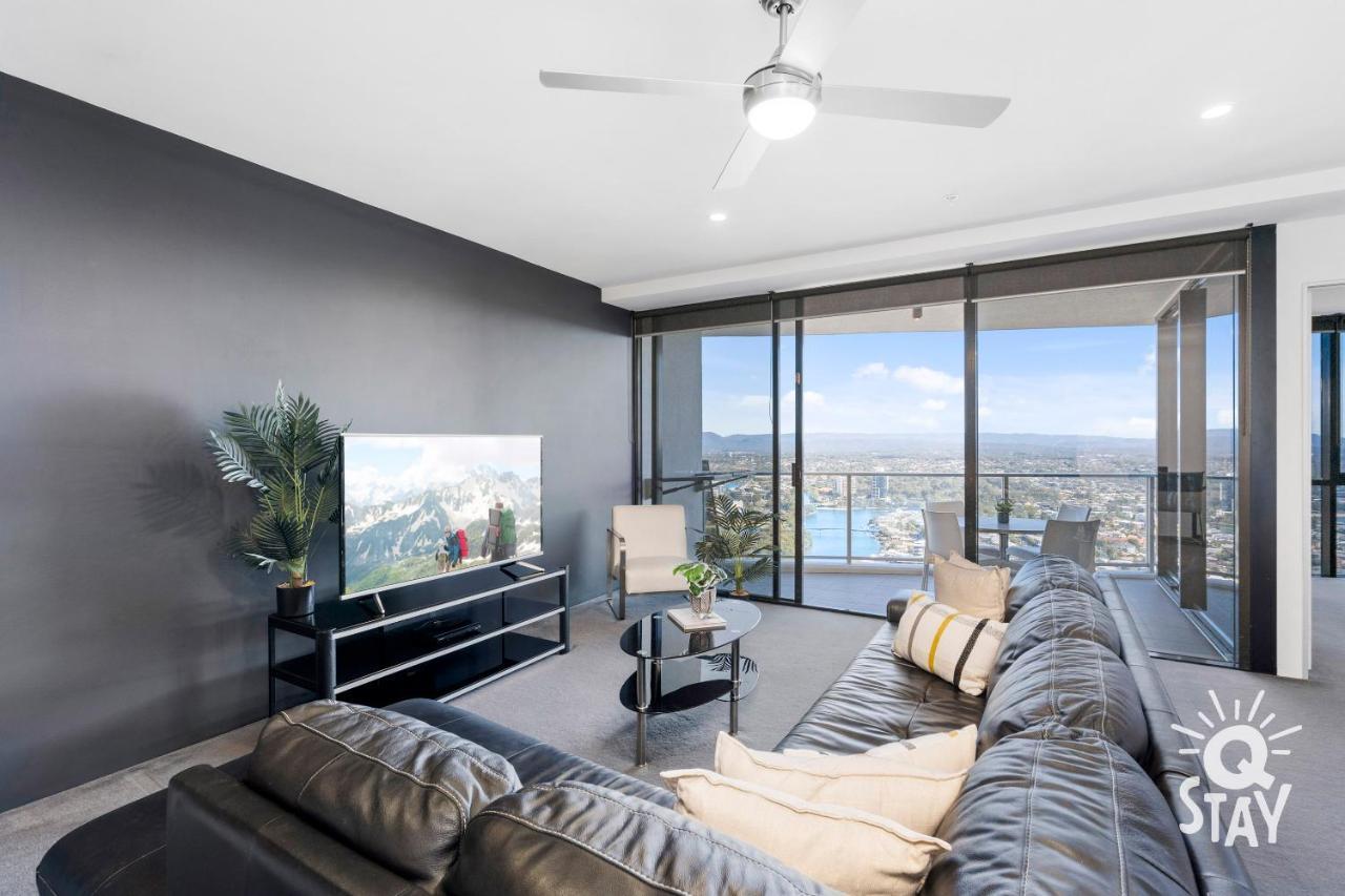 Apartment Circle On Cavill - 2 Bedroom Ocean View Units