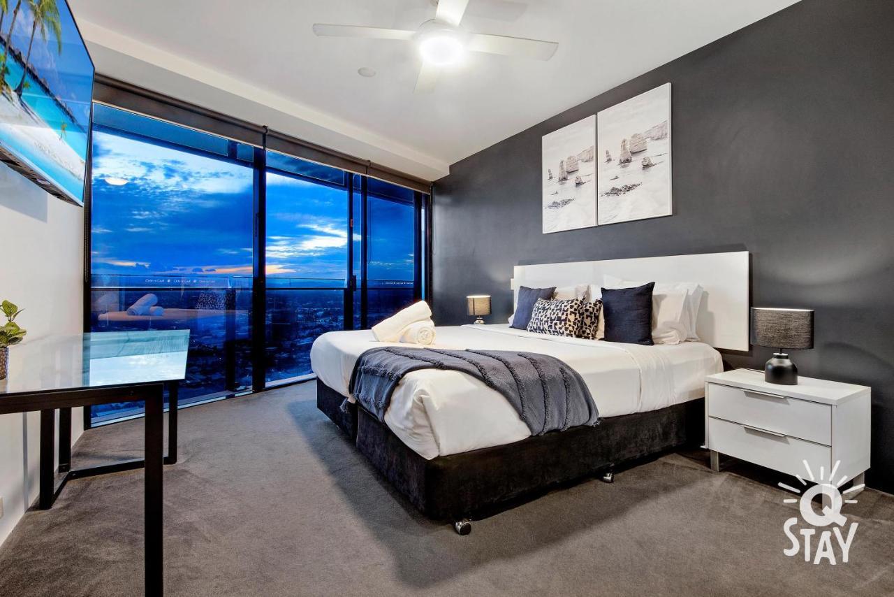 Circle On Cavill - 2 Bedroom Ocean View Units * Gold Coast