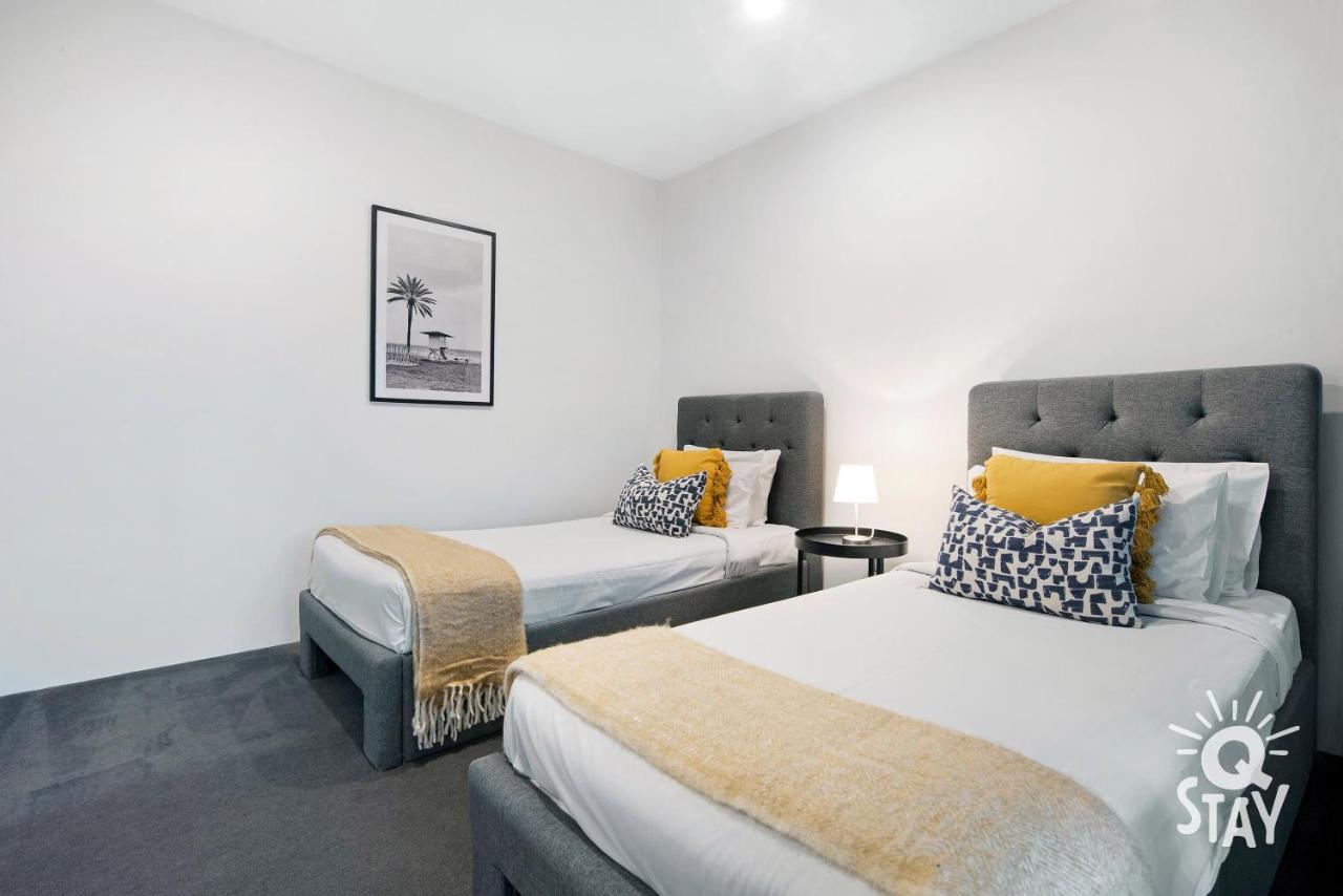 Circle On Cavill - 2 Bedroom Ocean View Units * Gold Coast